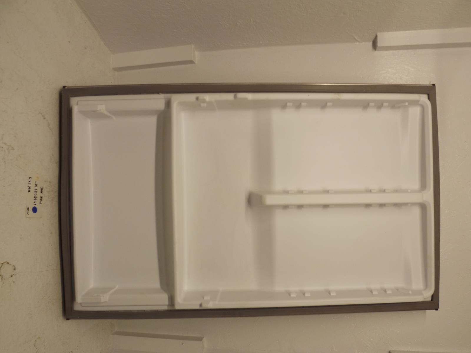 Whirlpool Refrigerator LW10803941 Door New *SEE NOTE* Whirlpool Refrigerator LW10803941 Door New *SEE NOTE*